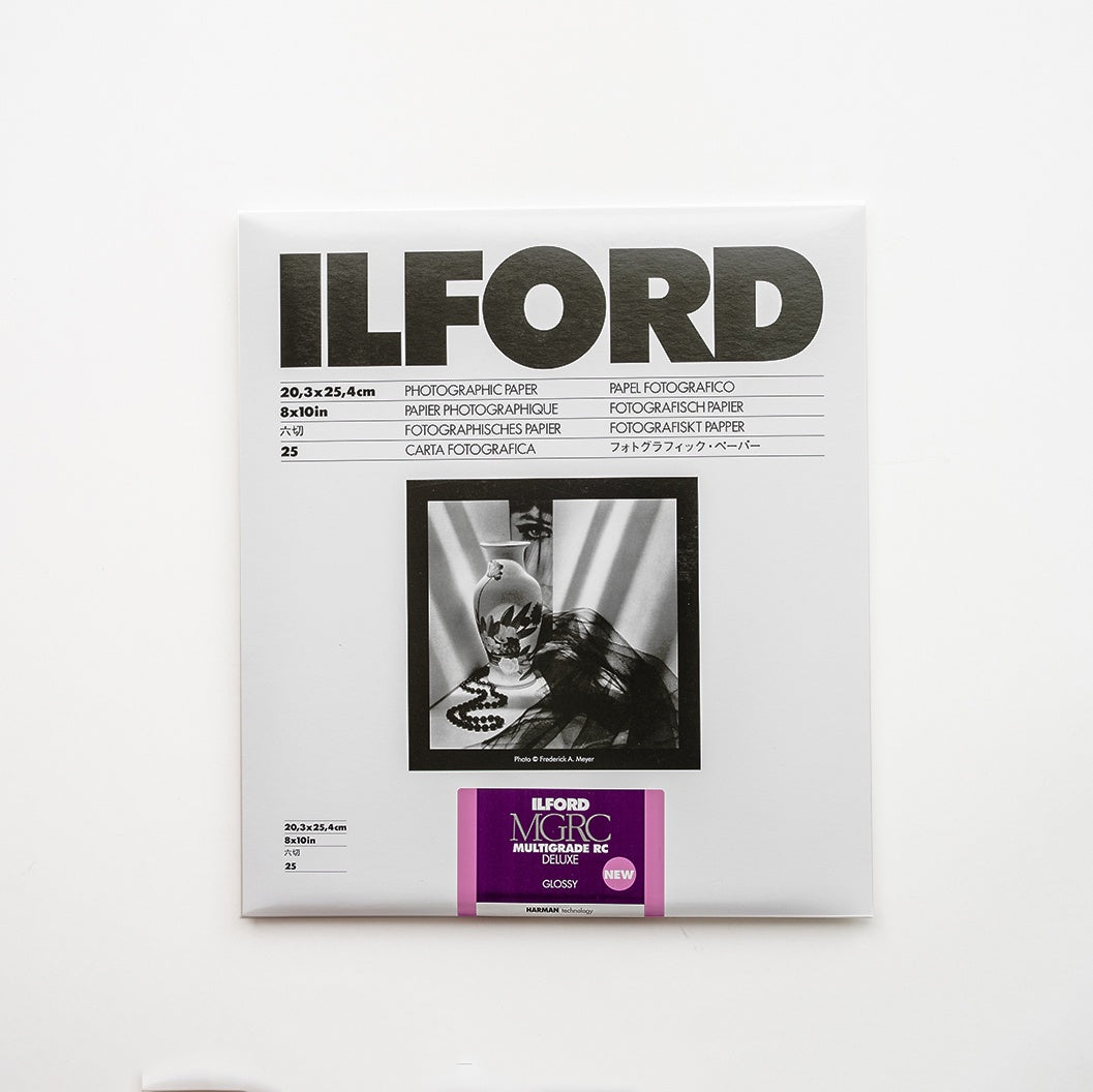 Ilford Multigrade RC Deluxe Paper "GLOSSY" (8x10in - 25 Sheets)